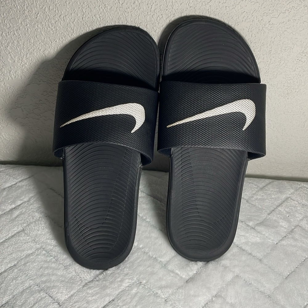 NIKE Kawa Slide sports sandals (GS/PS) for children (black/white/black. #5 - Picture 6 of 7